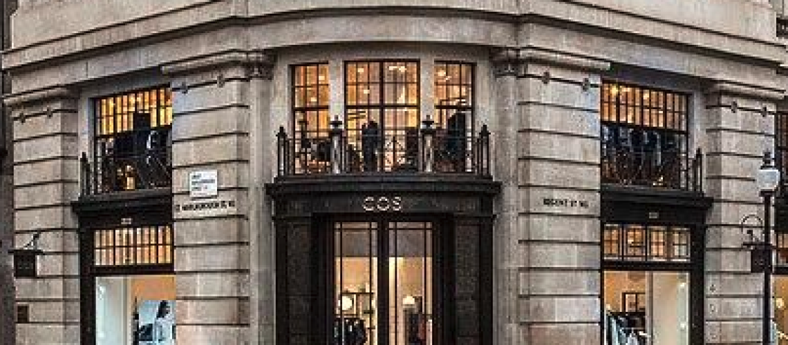 Automatic Commercial Doors
