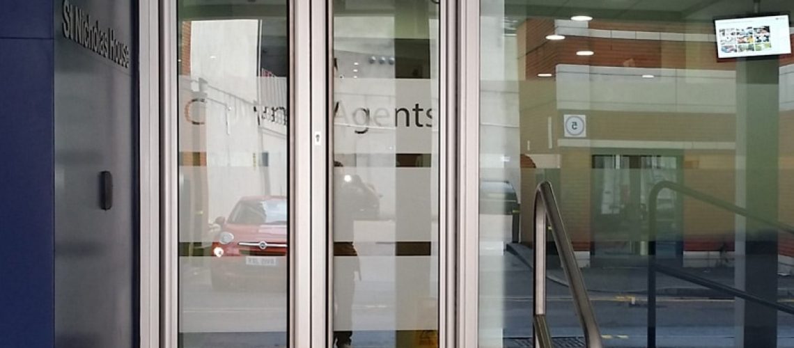 manual-doors-1